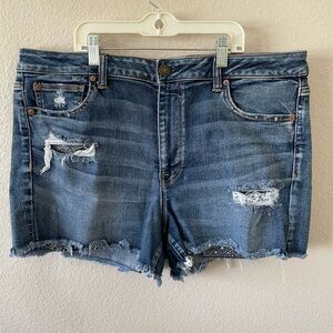 American Eagle hi-rise shorties